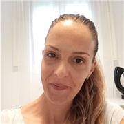 Profesor de español para extranjeros para todas las edades y niveles. Amplia experiencia pues he dirigido un escuela de idiomas.